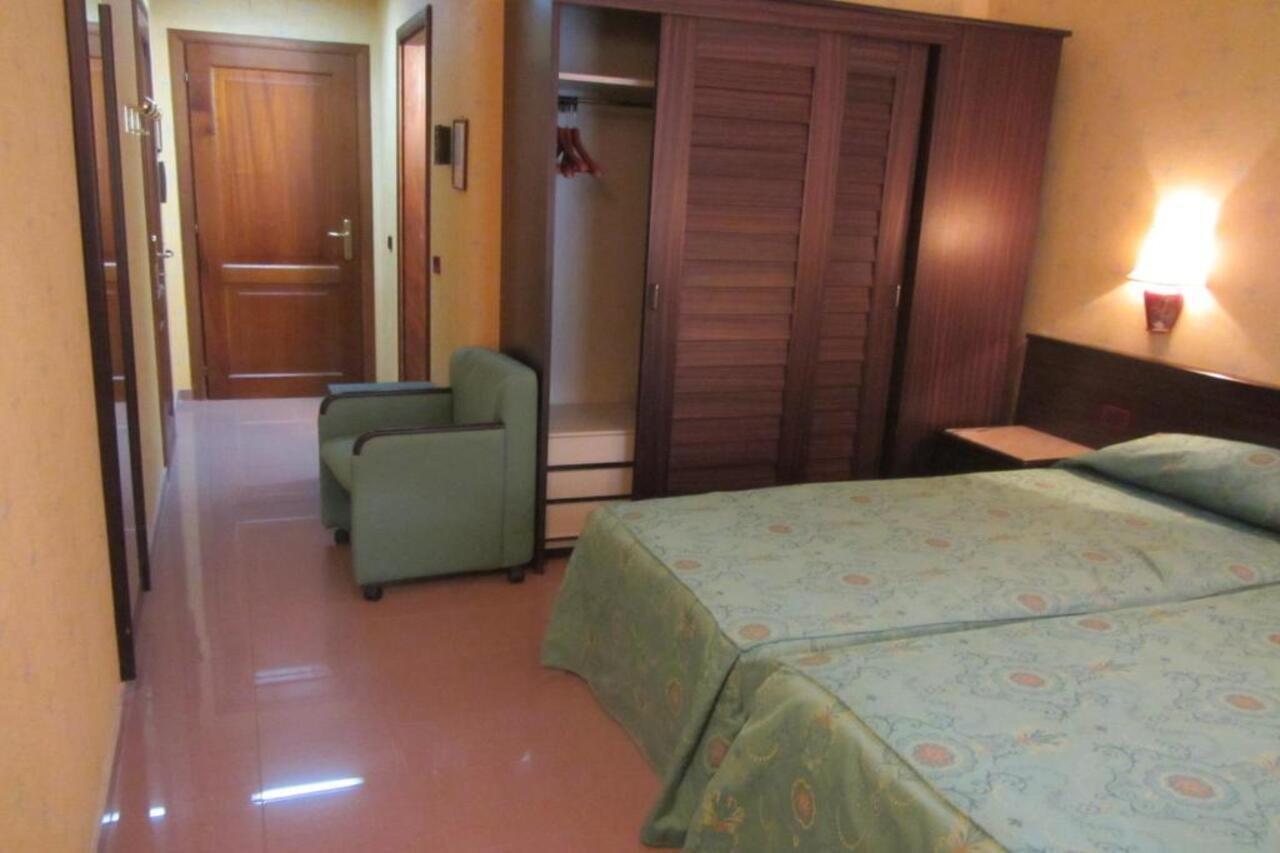 סאסארי Hotel Leonardo Da Vinci מראה חיצוני תמונה
