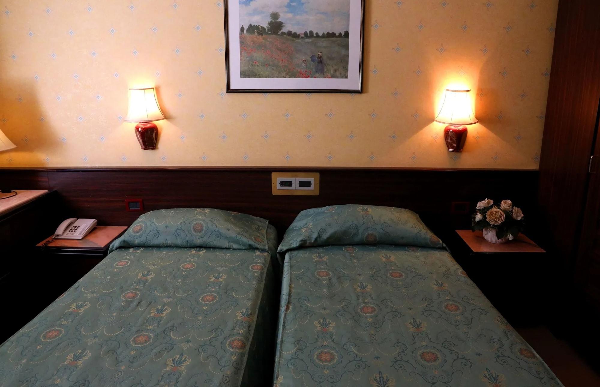 סאסארי Hotel Leonardo Da Vinci מראה חיצוני תמונה