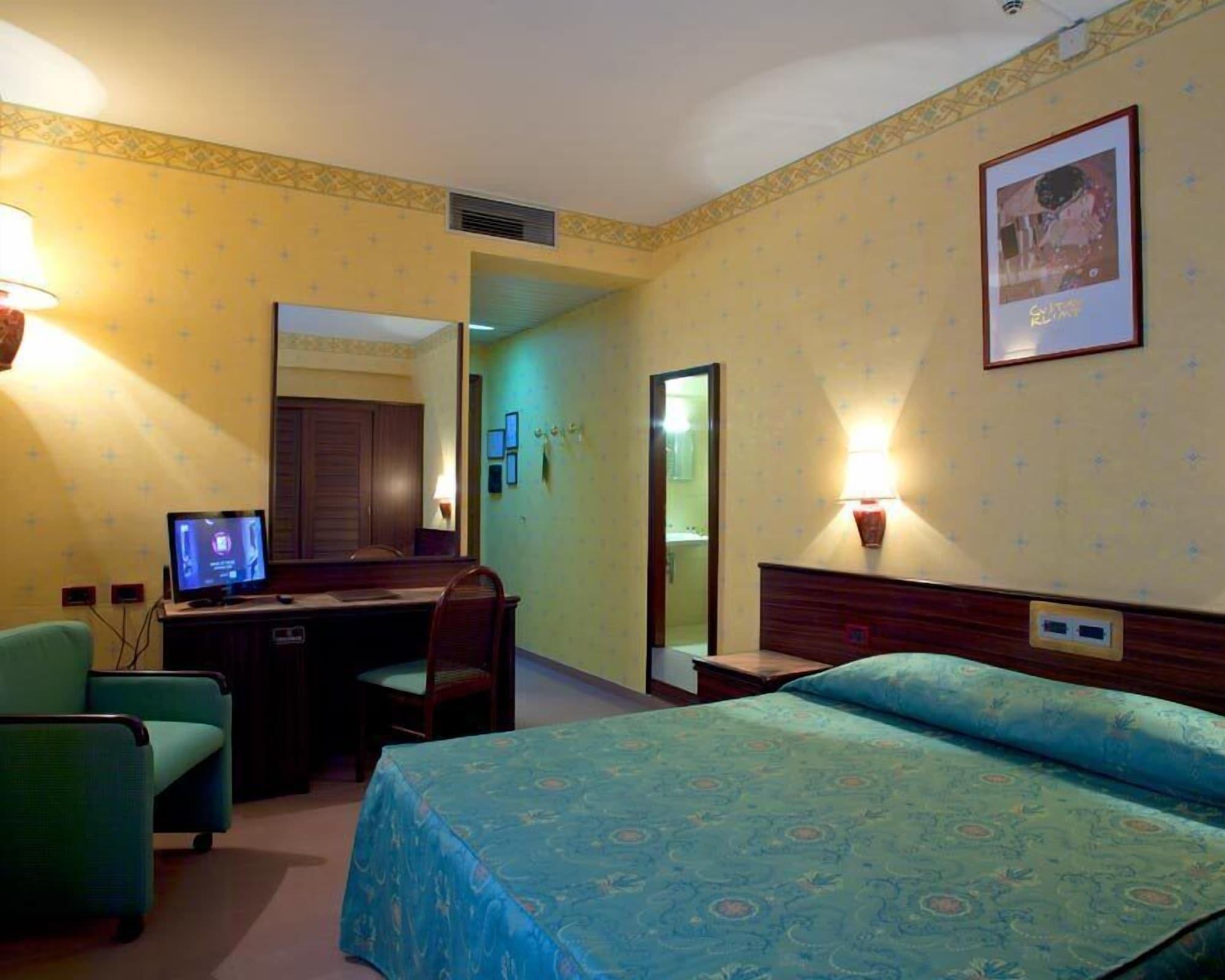 סאסארי Hotel Leonardo Da Vinci מראה חיצוני תמונה
