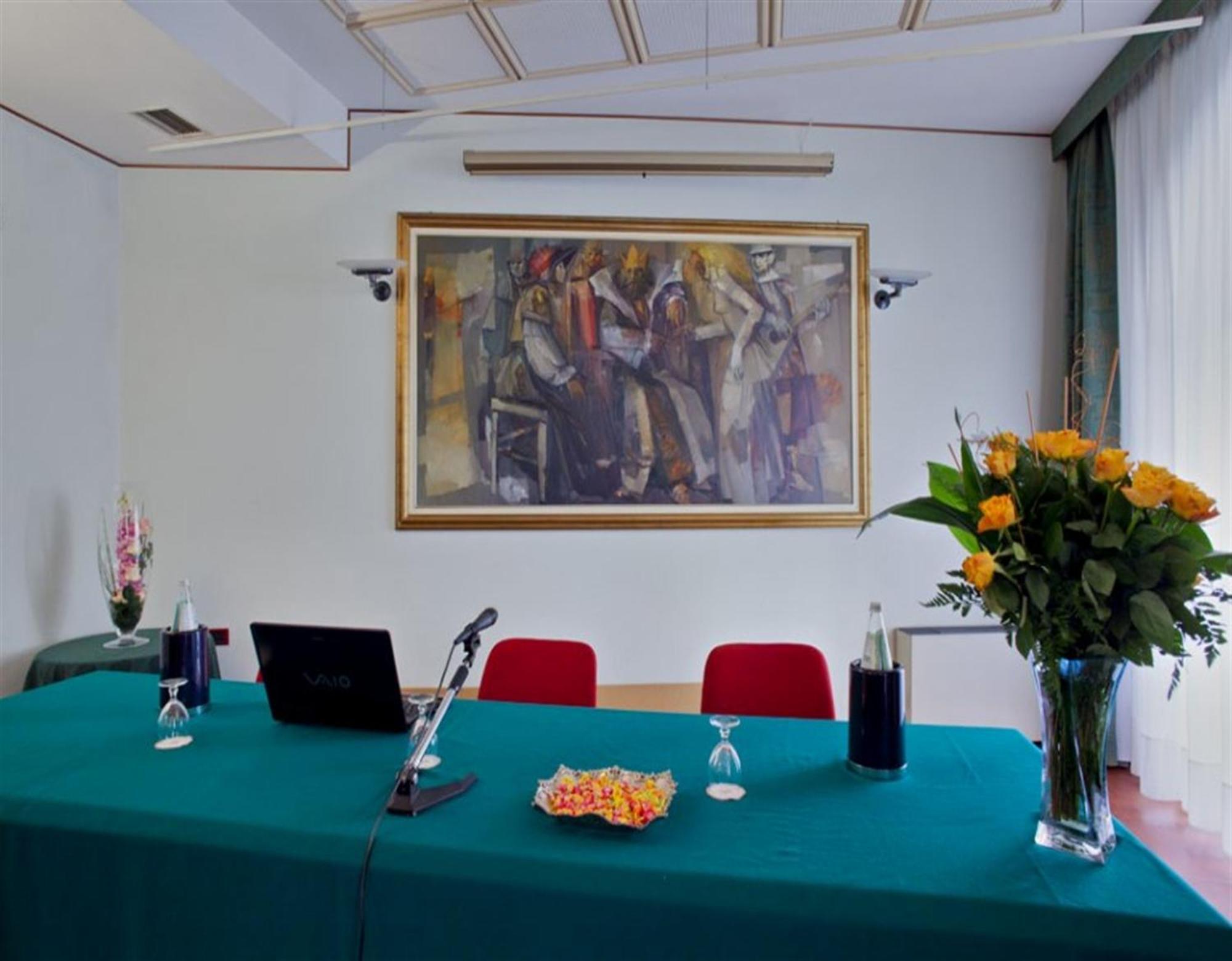 סאסארי Hotel Leonardo Da Vinci מראה חיצוני תמונה