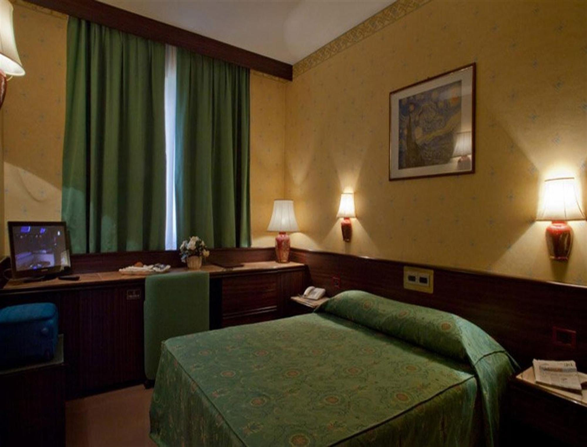סאסארי Hotel Leonardo Da Vinci מראה חיצוני תמונה