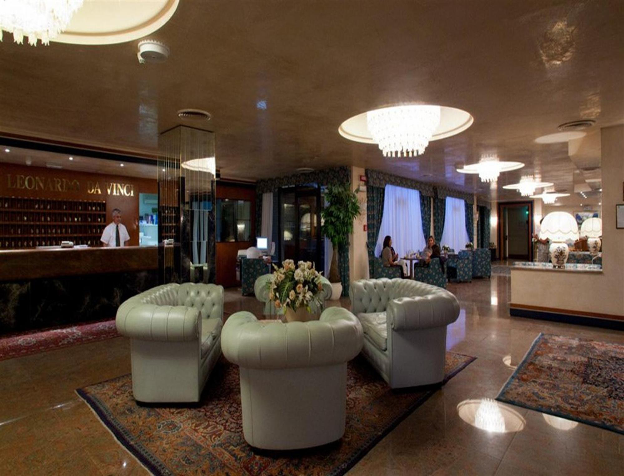 סאסארי Hotel Leonardo Da Vinci מראה חיצוני תמונה