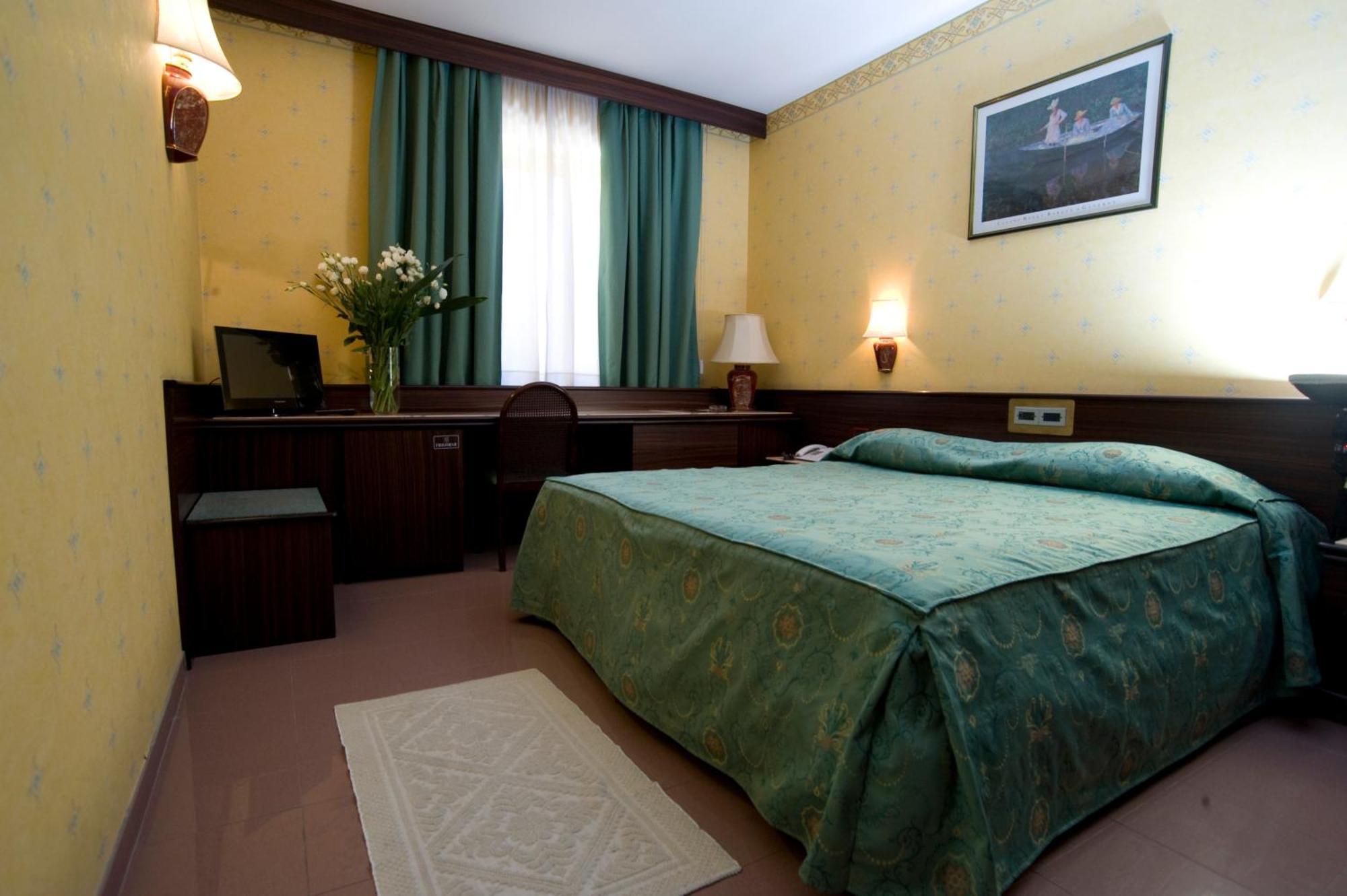 סאסארי Hotel Leonardo Da Vinci מראה חיצוני תמונה