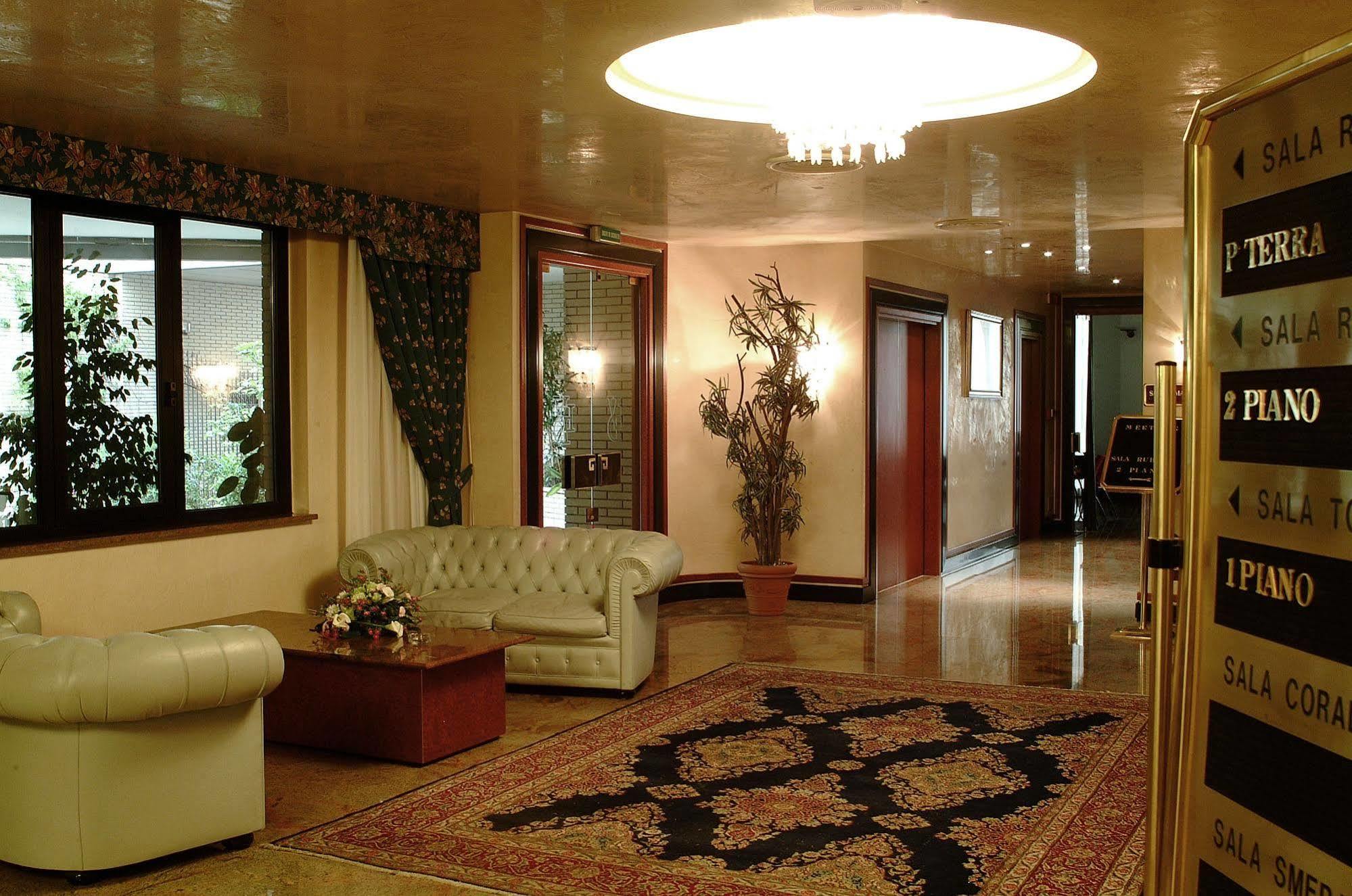 סאסארי Hotel Leonardo Da Vinci מראה חיצוני תמונה