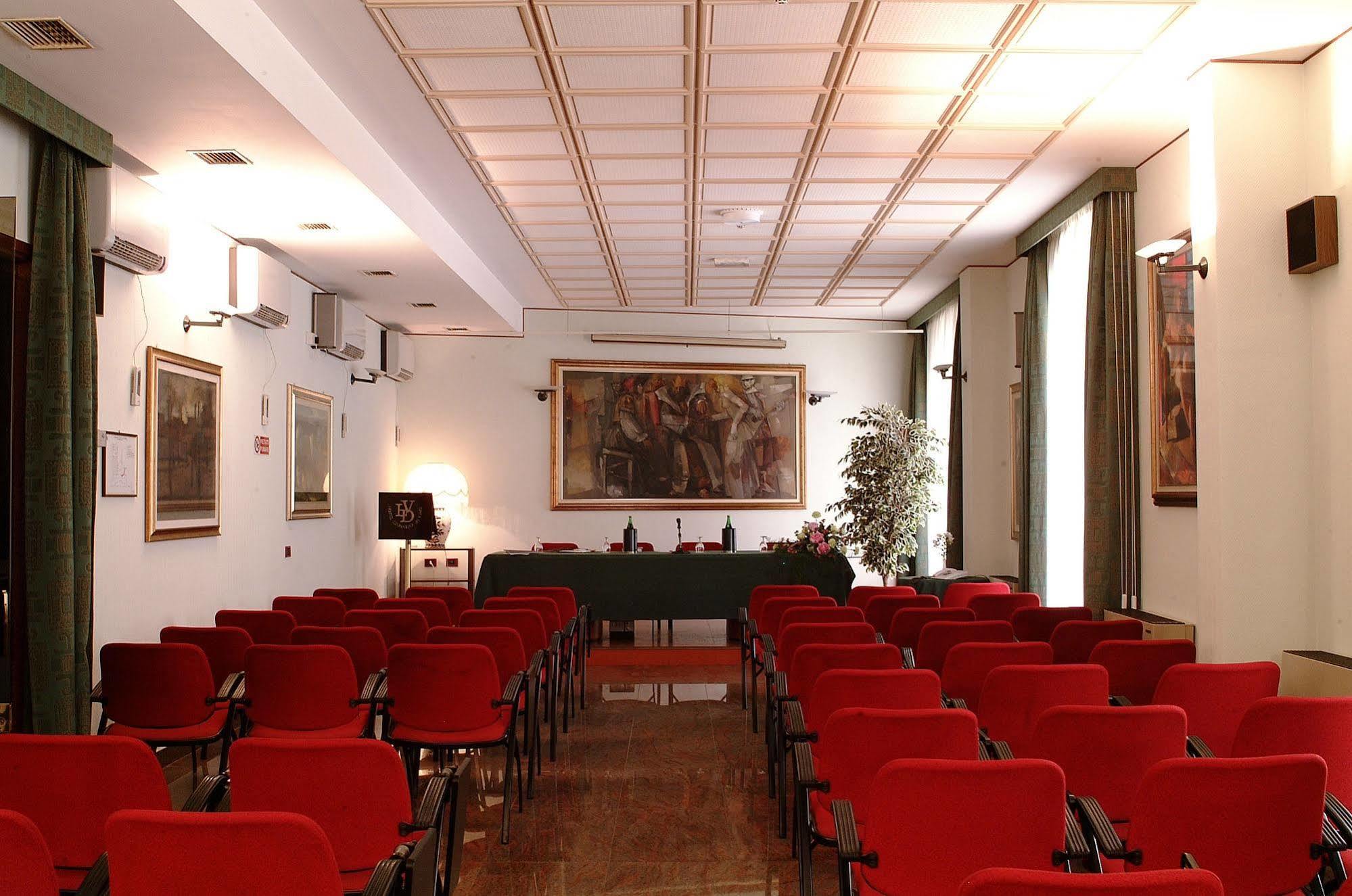 סאסארי Hotel Leonardo Da Vinci מראה חיצוני תמונה